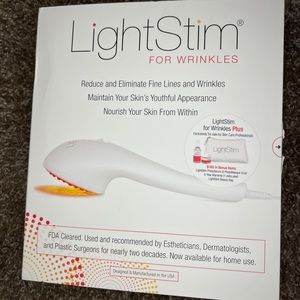 LightStim wrinkles